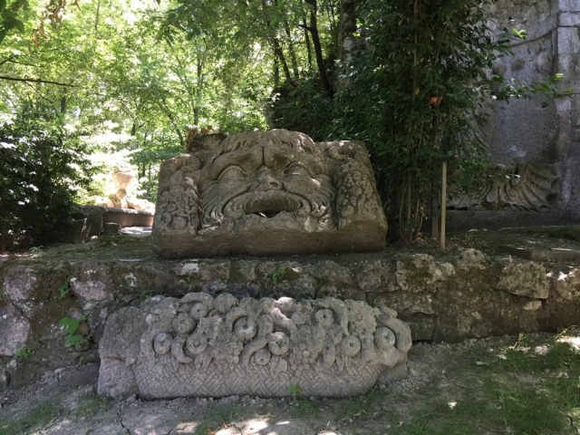 bosco sacro di bomarzo